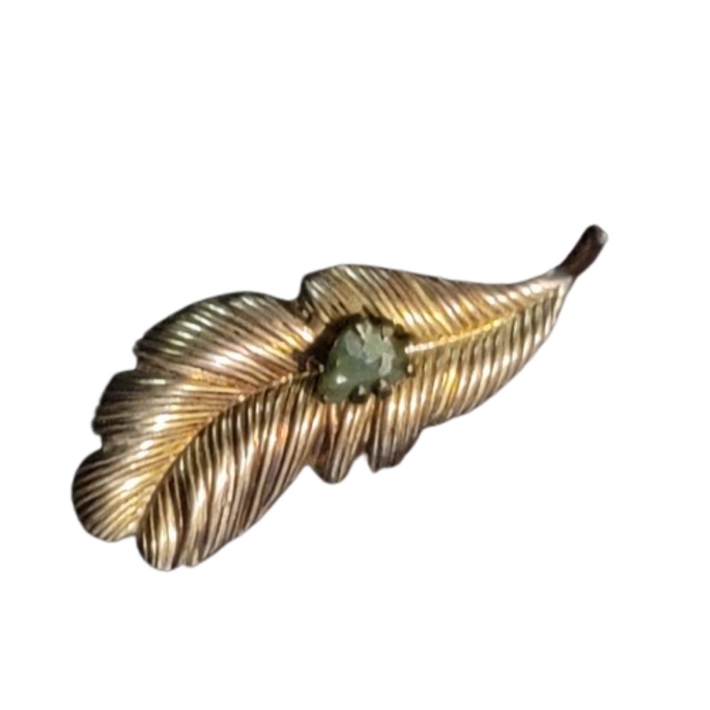 Leaf Brooch with Chrysoprase Green Stone Gold Tone 2 1/8" Vintage Pin 50s
